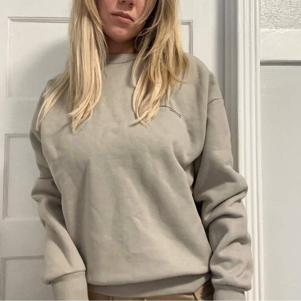 Pangaia XS crewneck. Only worn once. Too small for me :(